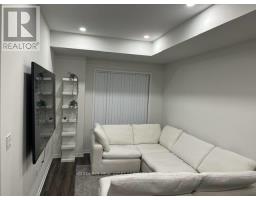230 - 131 Honeycrisp Crescent, Vaughan, ON L4K0N7 Photo 8