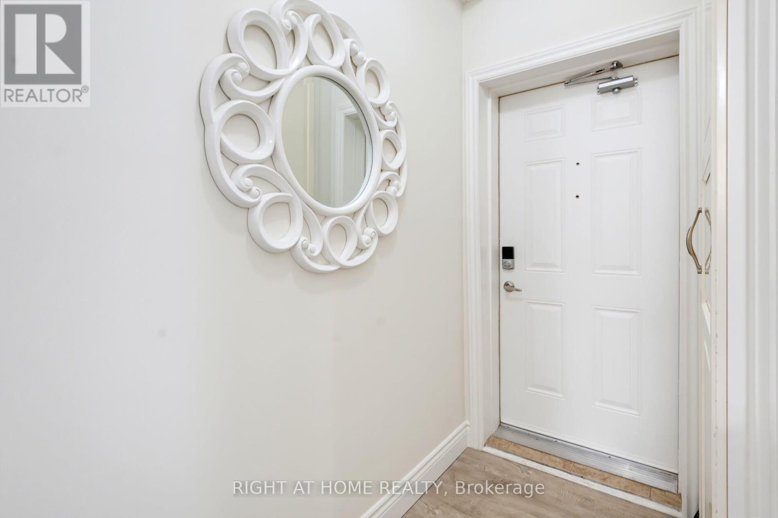 960 BLOOR STREET - Image 3