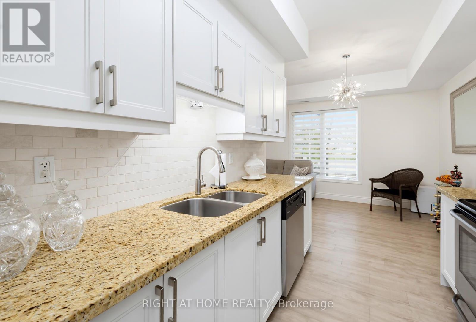 960 BLOOR STREET - Image 7