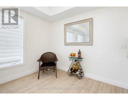 960 Bloor Street, Mississauga, ON L4Y2N1 Photo 11