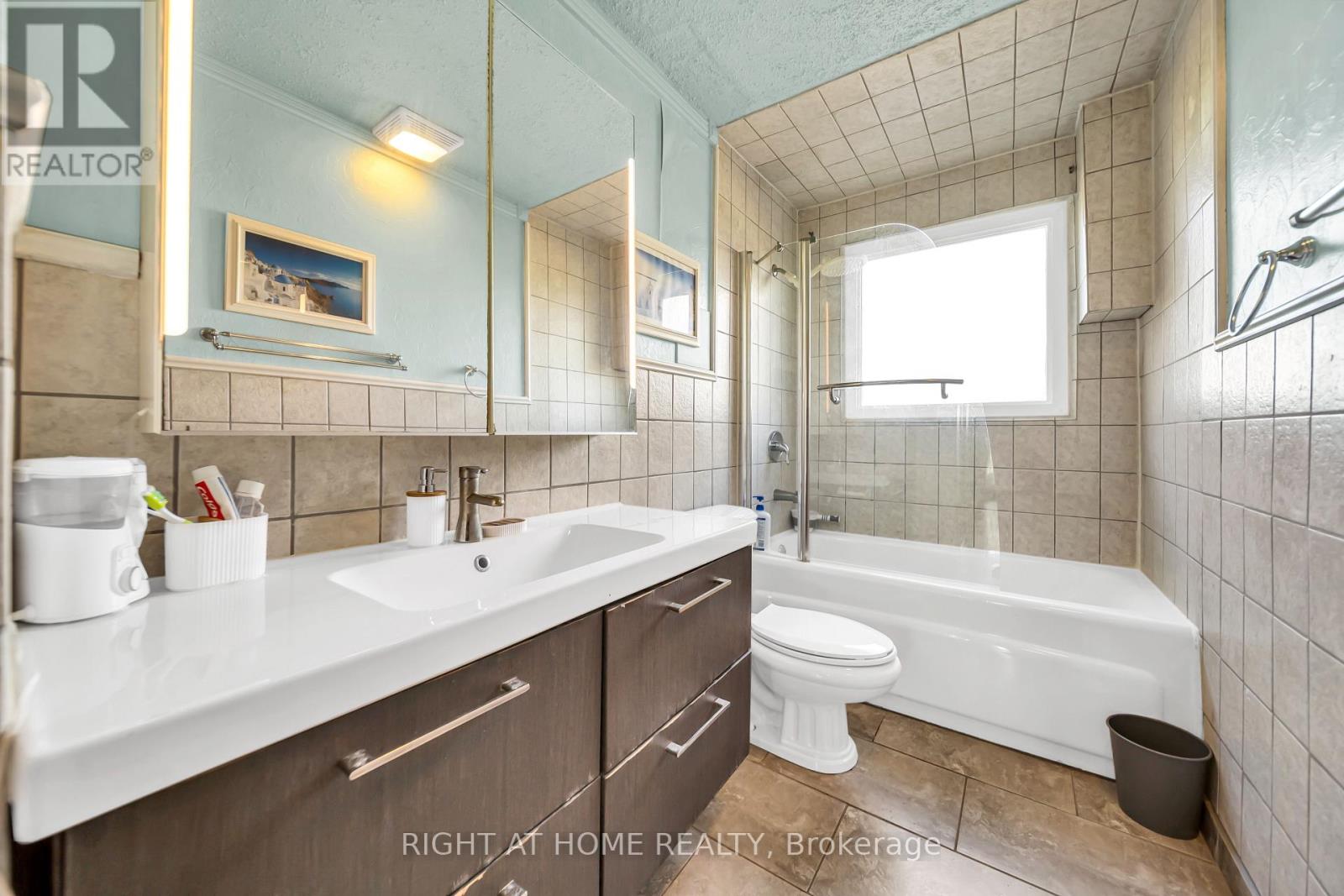 2288 Binbrook Road, Hamilton, ON photo 18