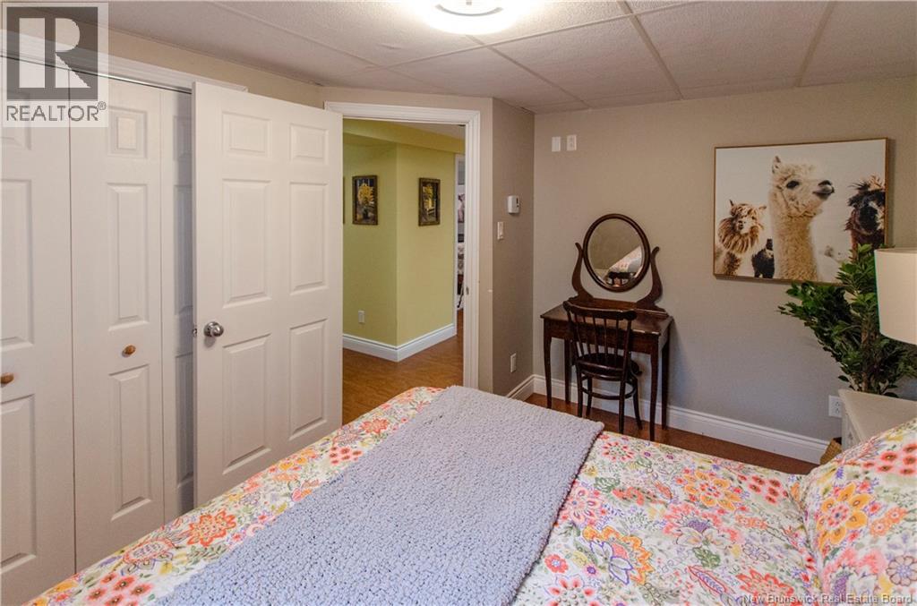 16 Sandra Drive - 33