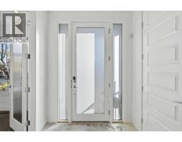 2227 26 Street SW - photo 2