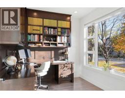 2227 26 Street SW - photo 4