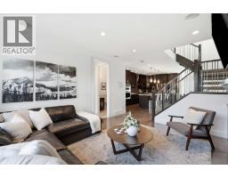 5pc Bathroom - 2227 26 Street Sw, Calgary, AB T3E2A4 Photo 9