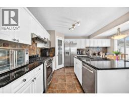Family room - 826 Applewood Drive Se, Calgary, AB T2A7R6 Photo 7
