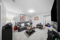 19 Mira Gate, Winnipeg, MB R2V5C6 Photo 30