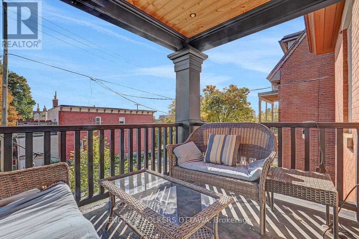 217 Florence Street East — photo 23