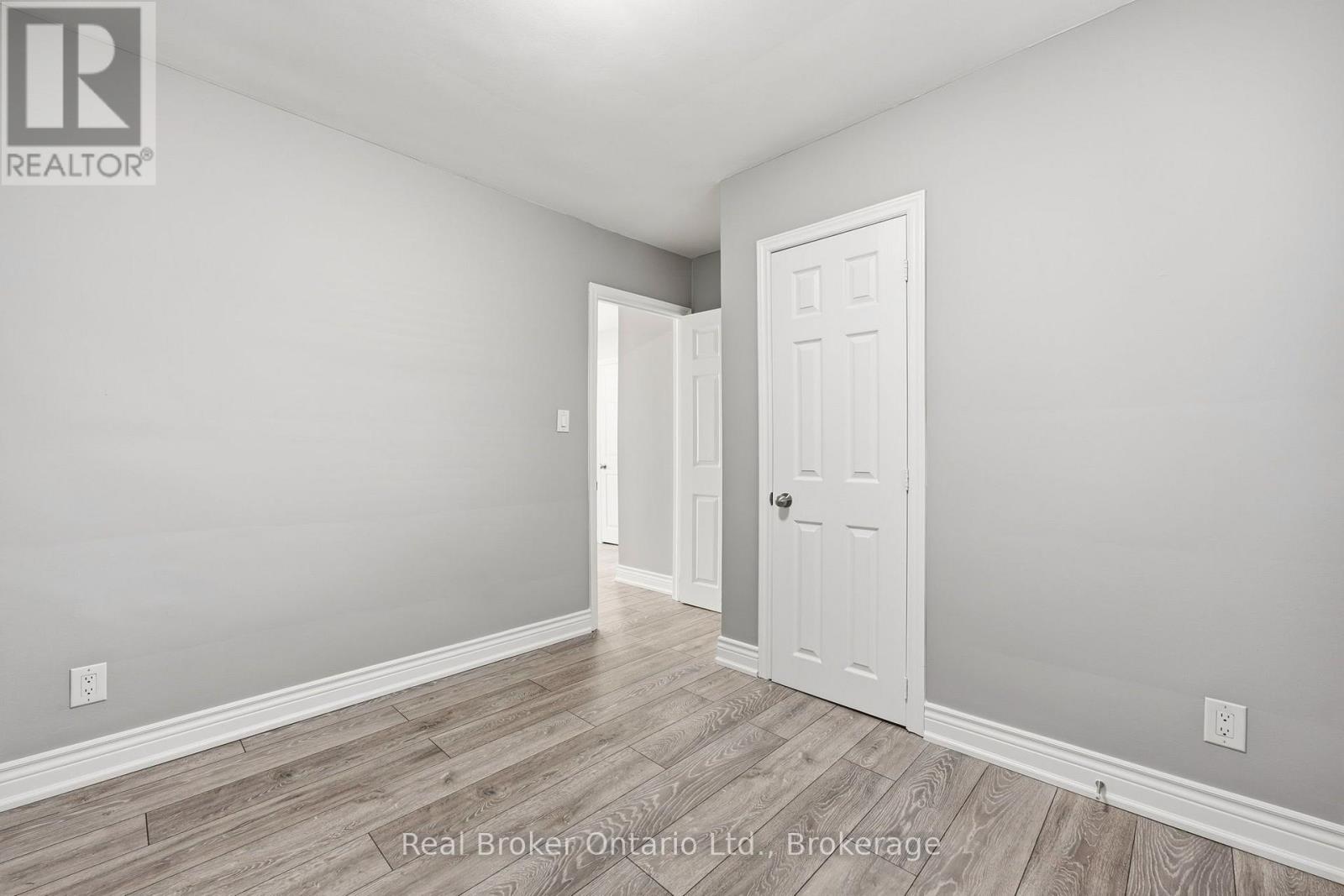 178 East 15th Street — photo 11