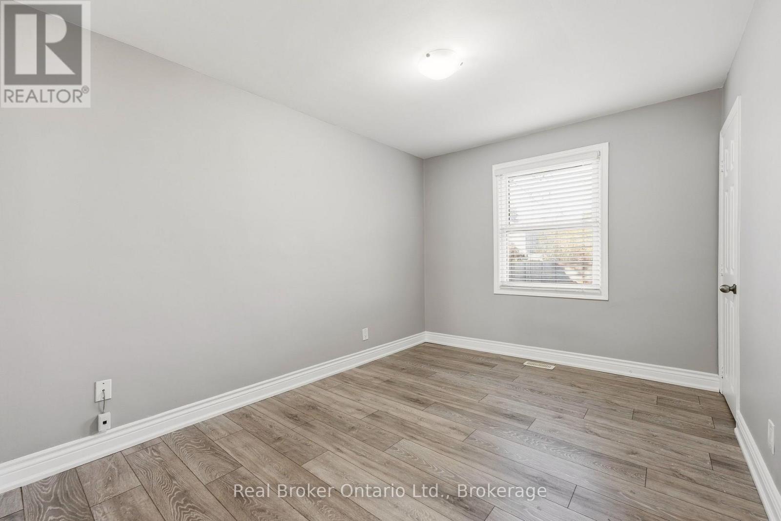 178 East 15th Street — photo 12