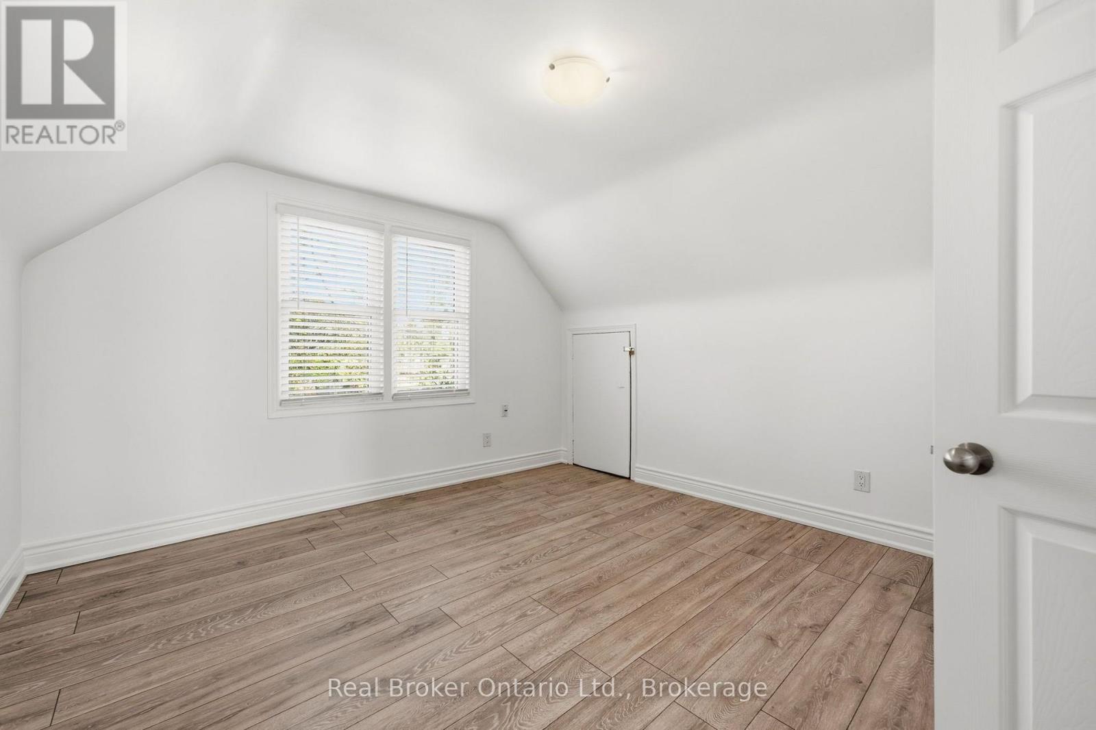 178 East 15th Street — photo 20