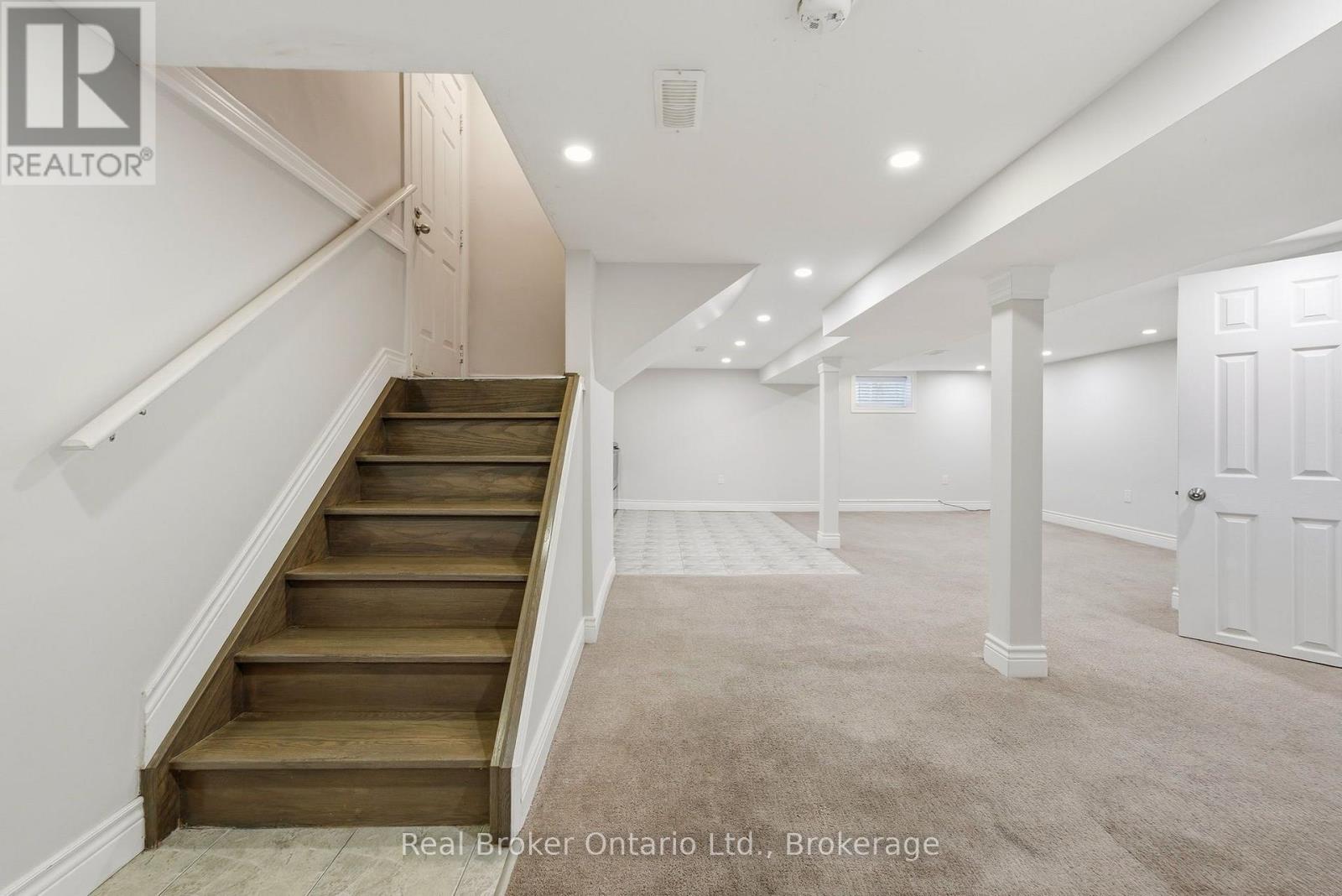 178 East 15th Street — photo 23