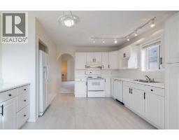 119 Hawkmount Close Nw, Calgary, AB T3G3Z5 Photo 12