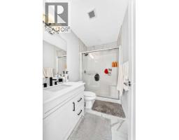 110, 25 Walgrove Walk Se, Calgary, AB T2X5E2 Photo 31