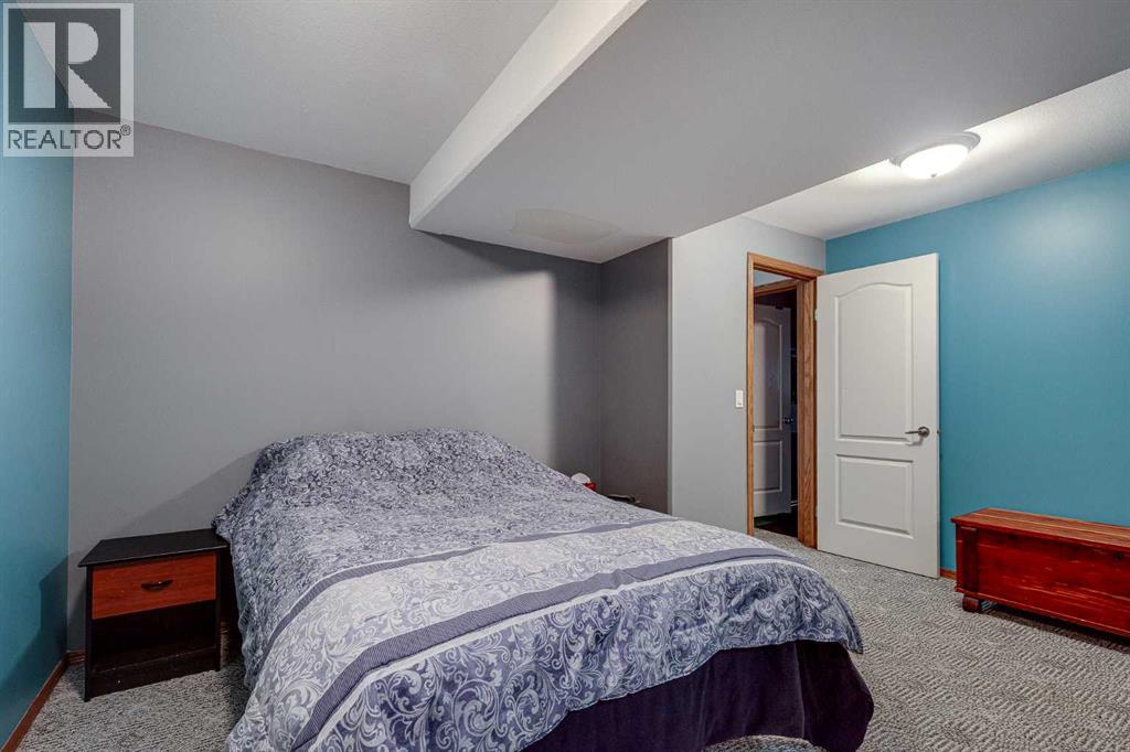 Listing photo – 14 Kingston Drive, Red Deer