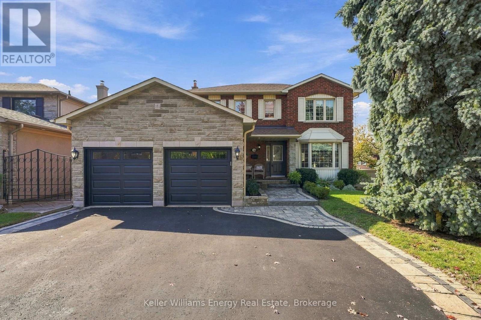 250 Glen Hill Drive, Whitby, ON