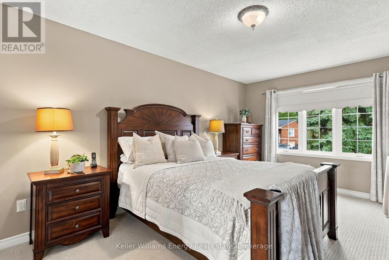 250 Glen Hill Drive, Whitby, ON photo 22