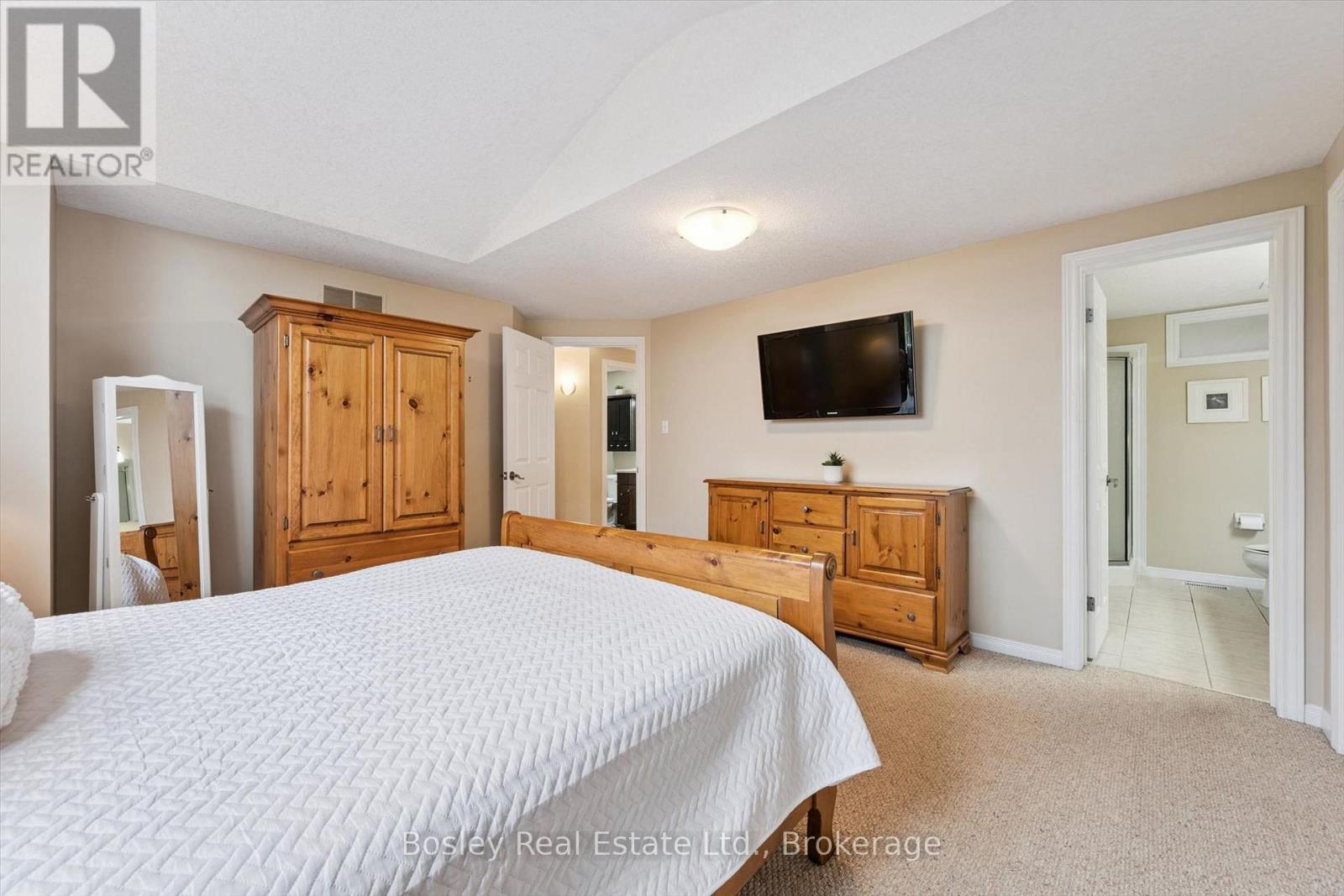 8 Walker Way — photo 25