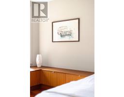 10 Red Oaks Crescent, Toronto, ON M4G1A5 Photo 23