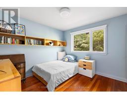10 Red Oaks Crescent, Toronto, ON M4G1A5 Photo 27