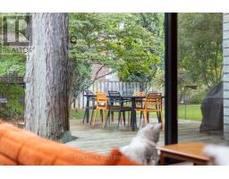 10 Red Oaks Crescent, Toronto, ON M4G1A5 Photo 39
