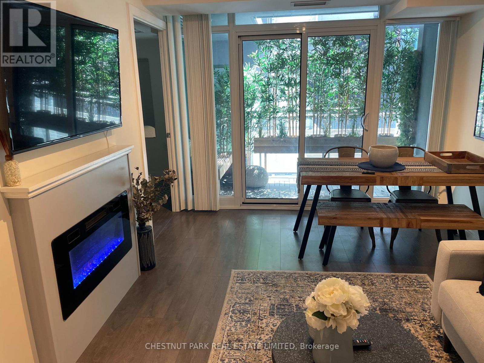 701- 525 Adelaide Street West, Toronto, ON photo 13