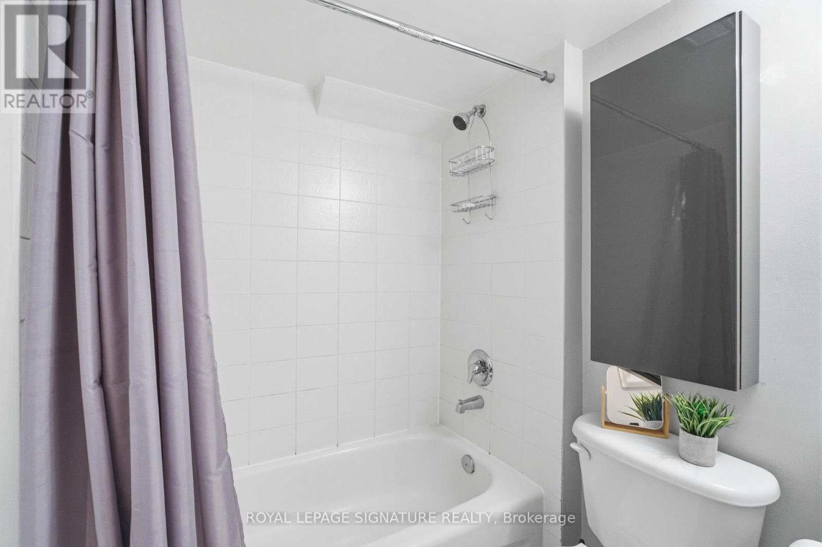 54 East Liberty Street — photo 18