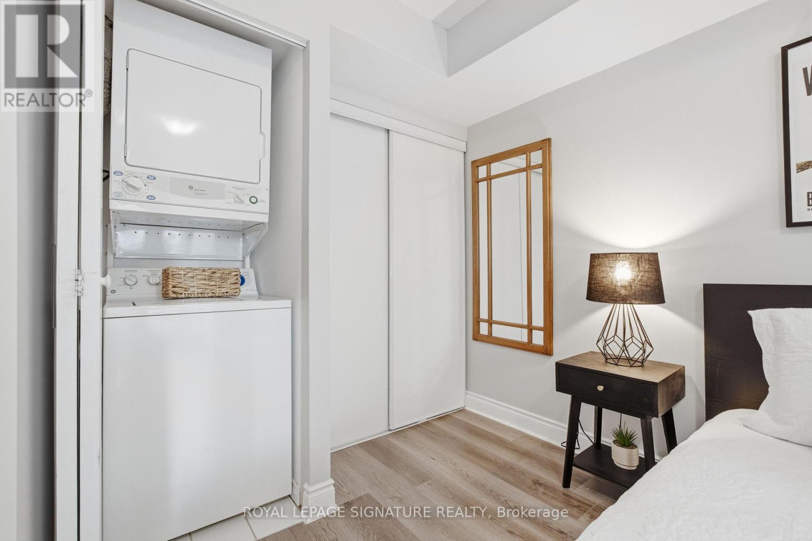 #1021 54 EAST LIBERTY STREET - 19
