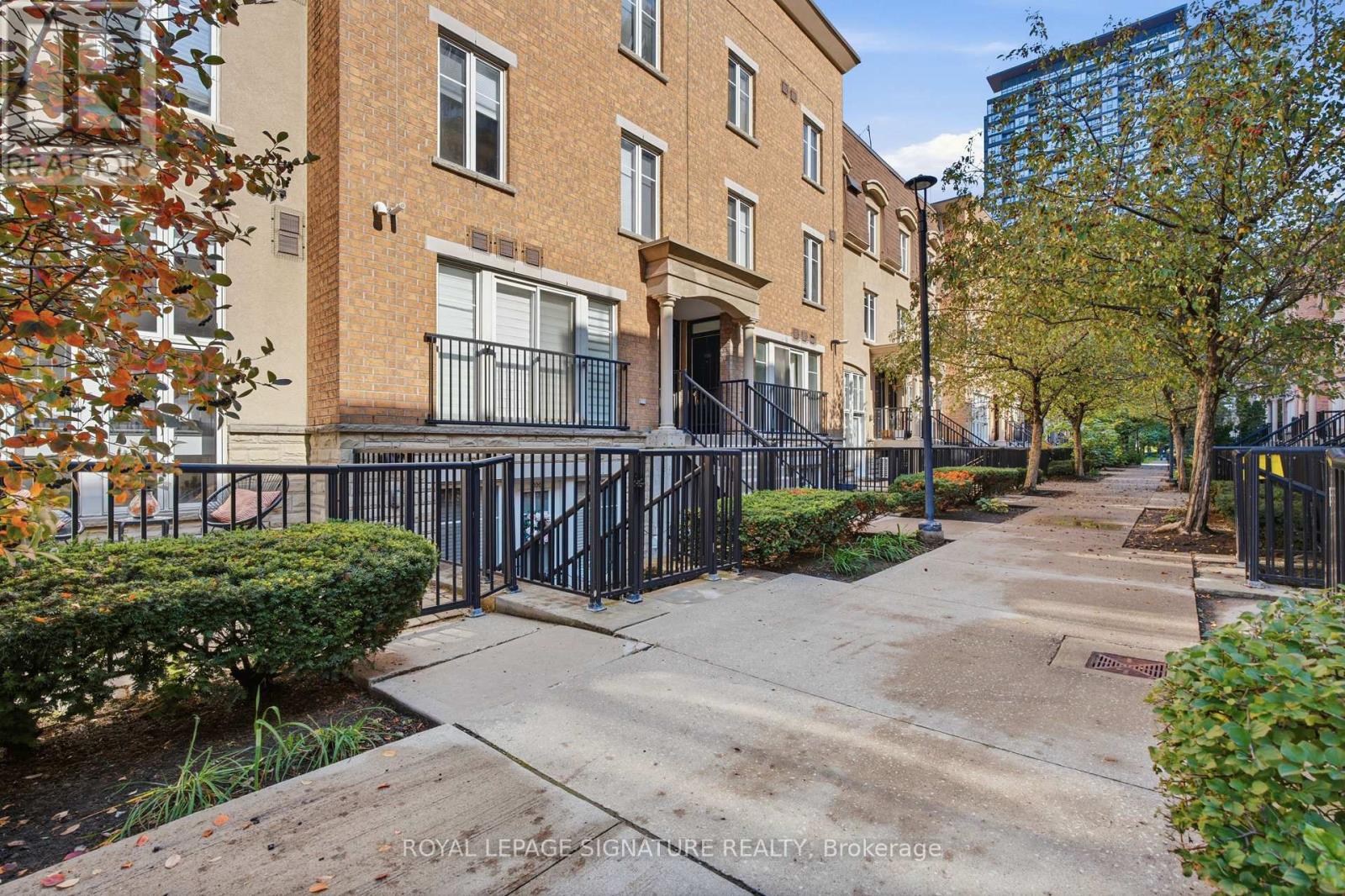 54 East Liberty Street — photo 21