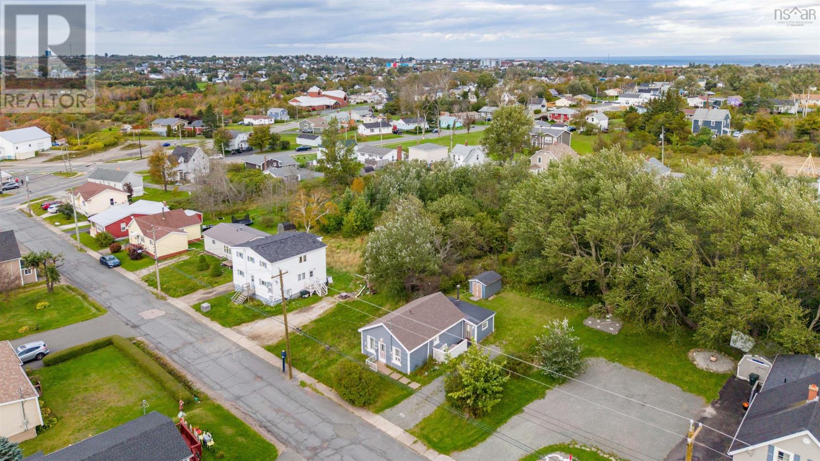 123 Lake Road - 8
