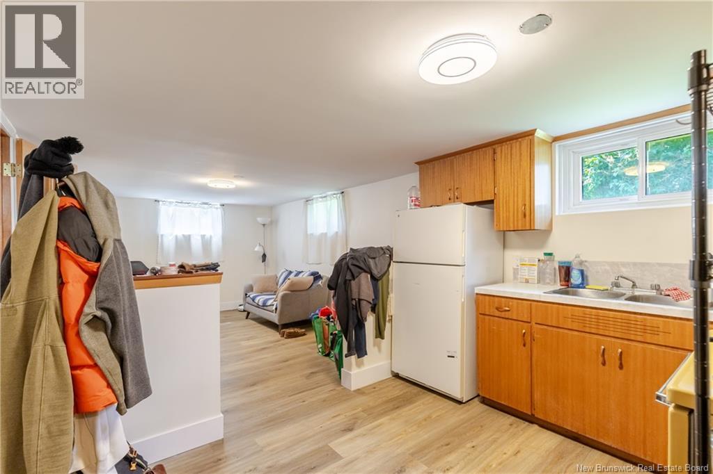 577 Maple Street - 25