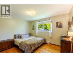 577 Maple Street, photo 14