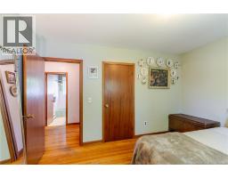 577 Maple Street, photo 15