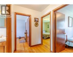 577 Maple Street, photo 21