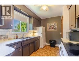 577 Maple Street, photo 6