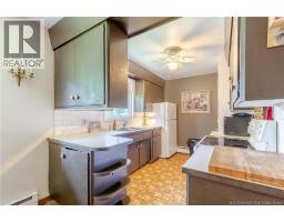 577 Maple Street, photo 7