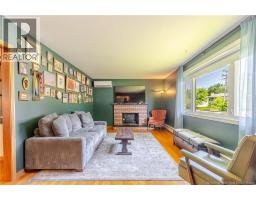 577 Maple Street, photo 9