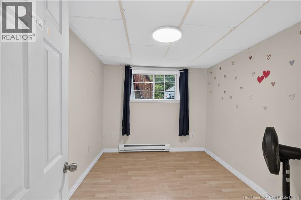 40 Ayres Street - 27