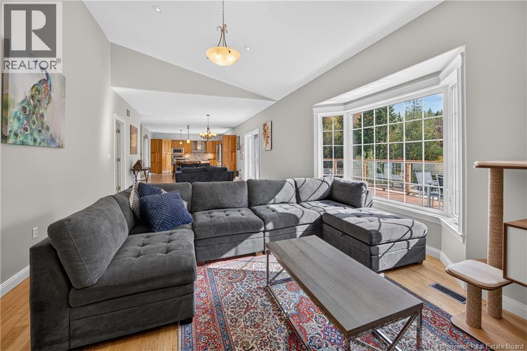 122 Summerhill Row - 13