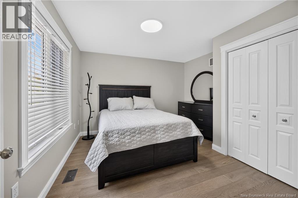 122 Summerhill Row - 24
