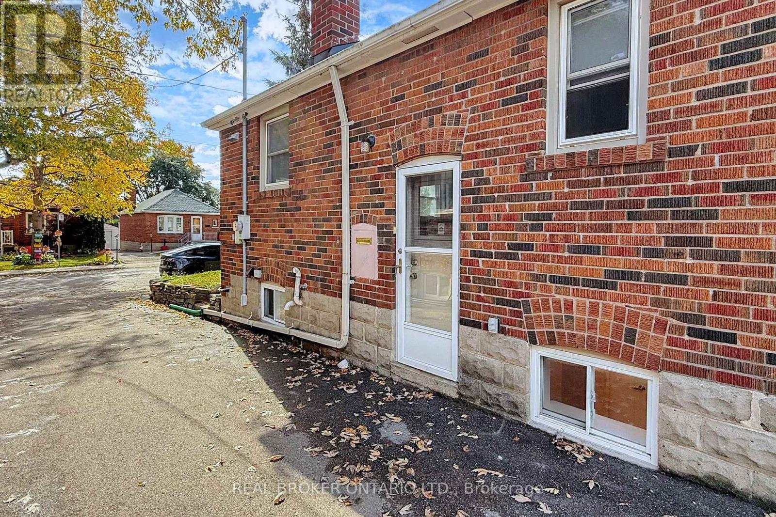 164 William Street — photo 16