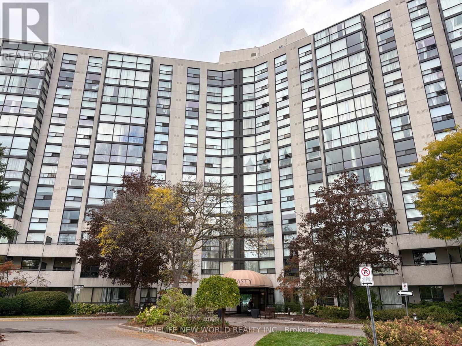 Listing photo of 1117 - 40 HARDING BOULEVARD