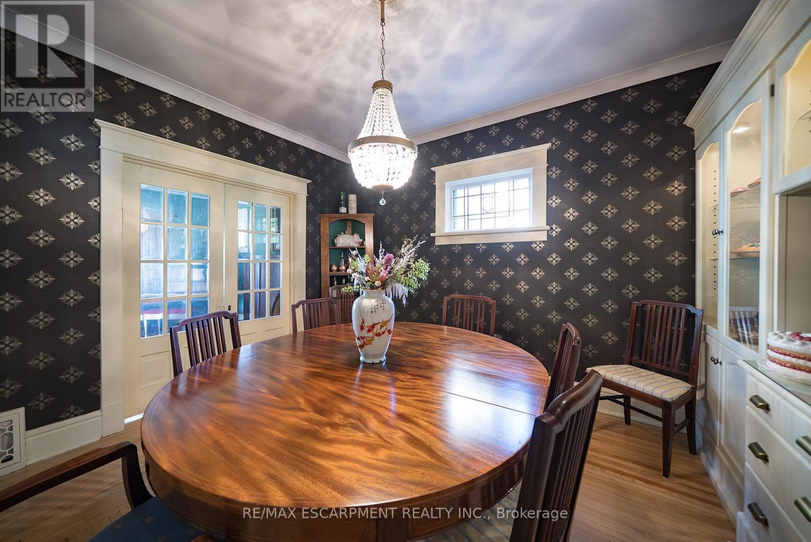 75 Walnut Street, Brant, ON photo 12