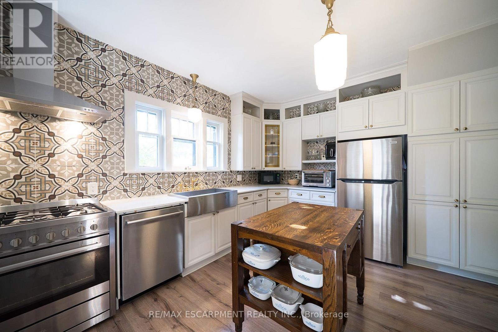 75 Walnut Street, Brant, ON photo 15