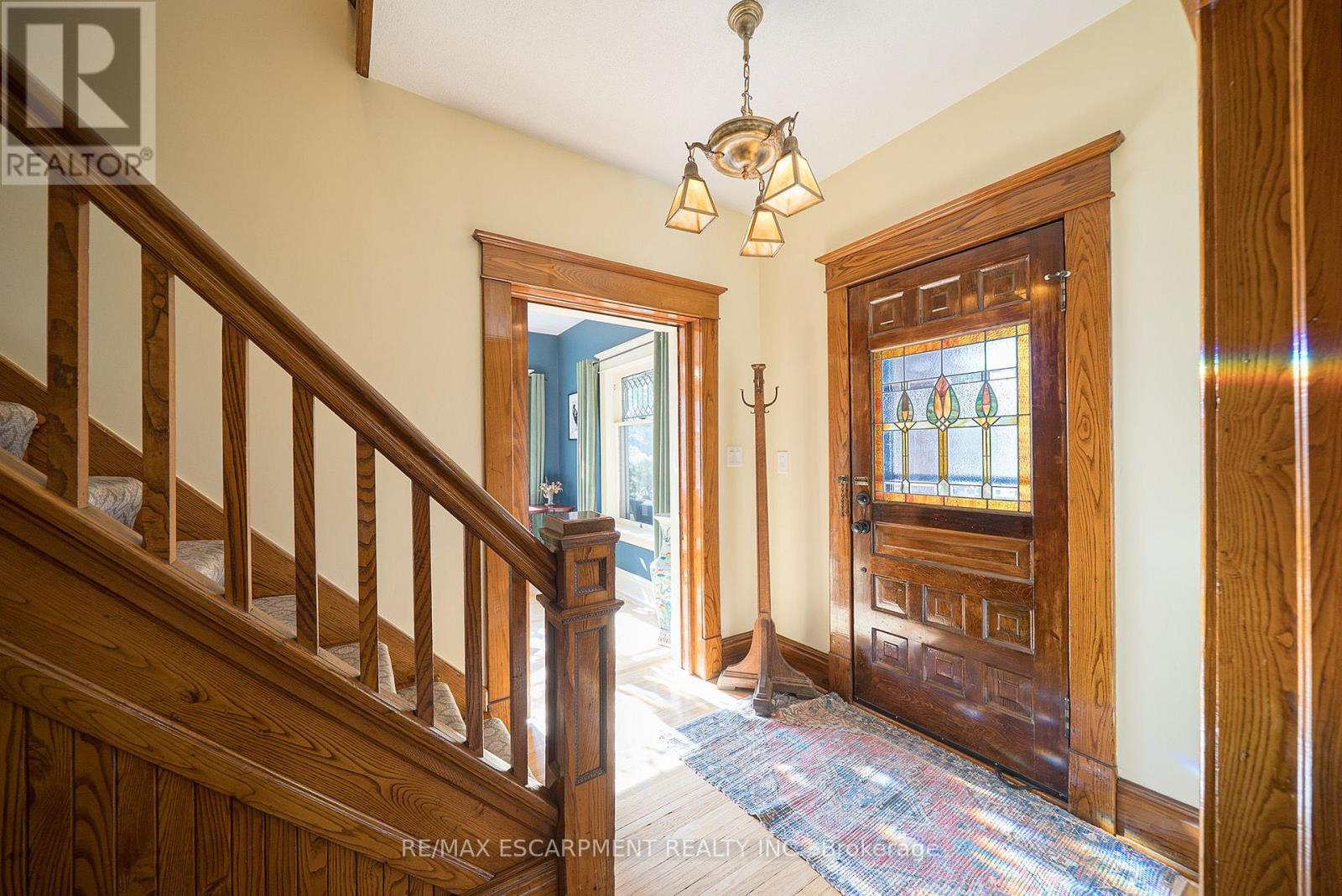75 Walnut Street, Brant, ON photo 3