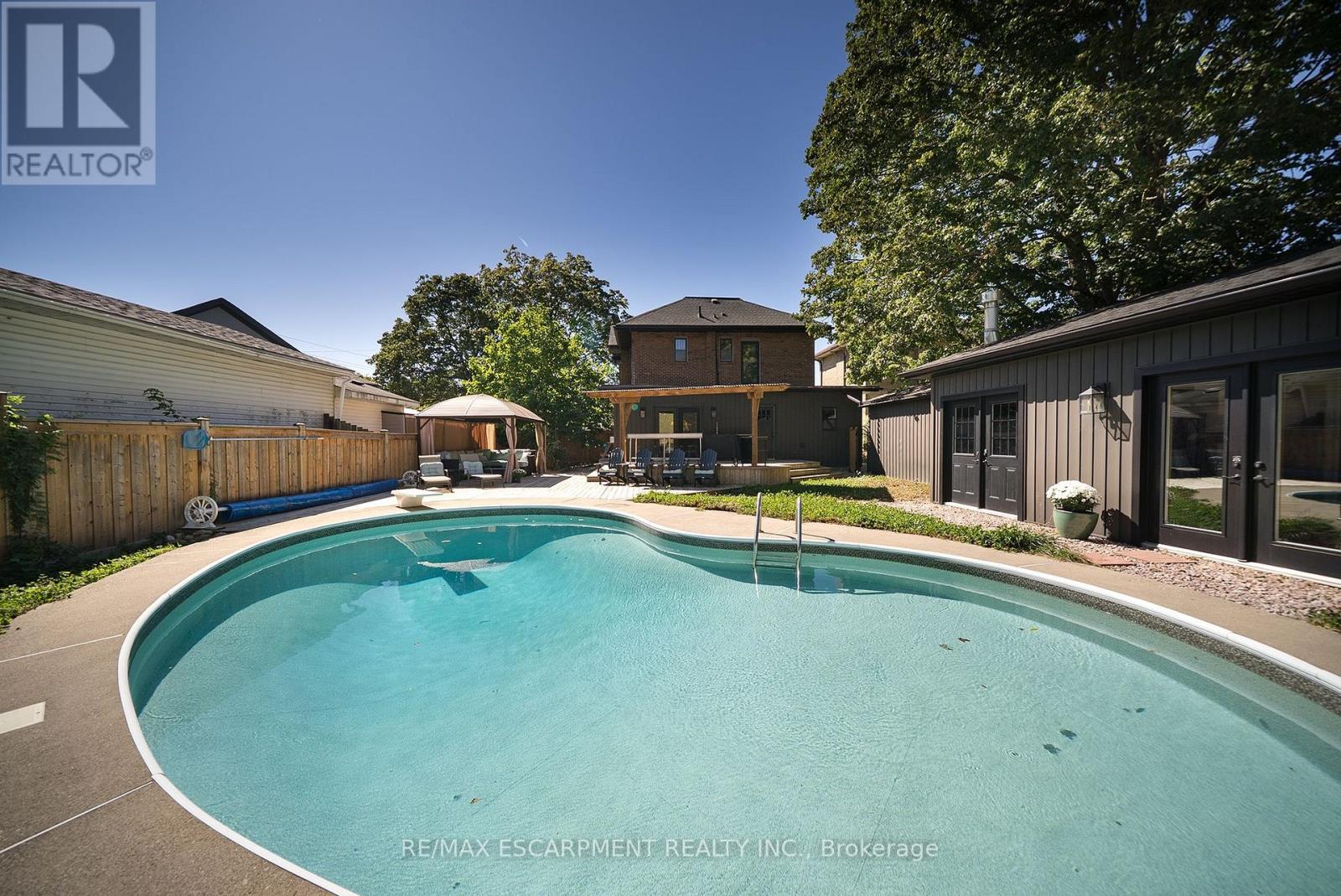 75 Walnut Street, Brant, ON photo 42