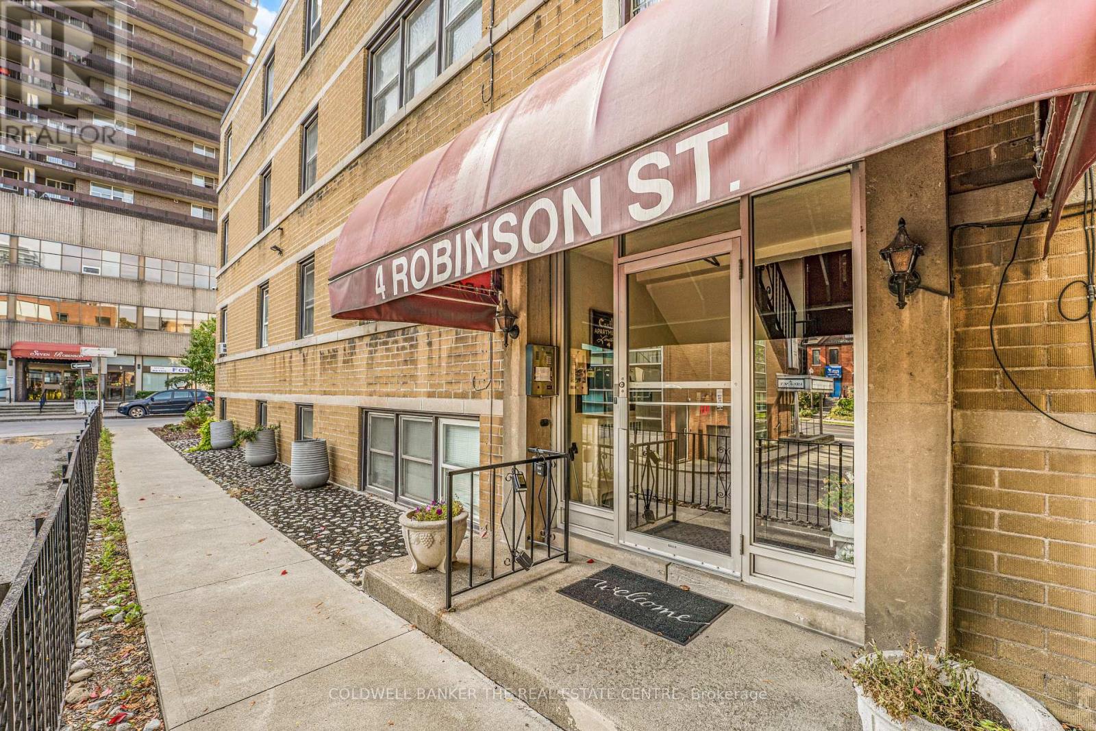 4 Robinson Street — photo 21