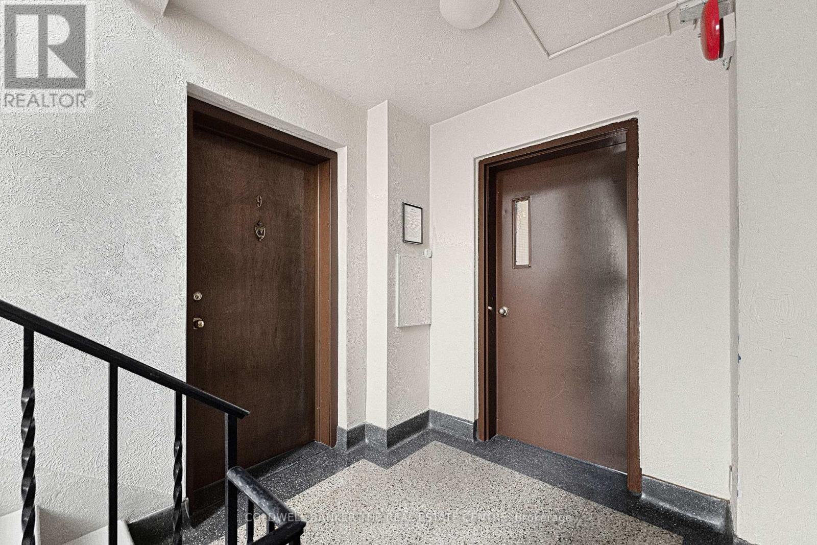 4 Robinson Street — photo 27
