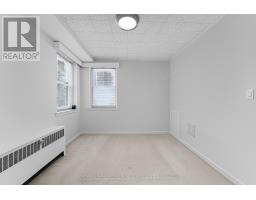 9 - 4 Robinson Street, Hamilton, ON L8P1Y5 Photo 11