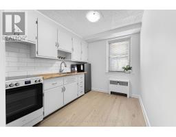 9 - 4 Robinson Street, Hamilton, ON L8P1Y5 Photo 6